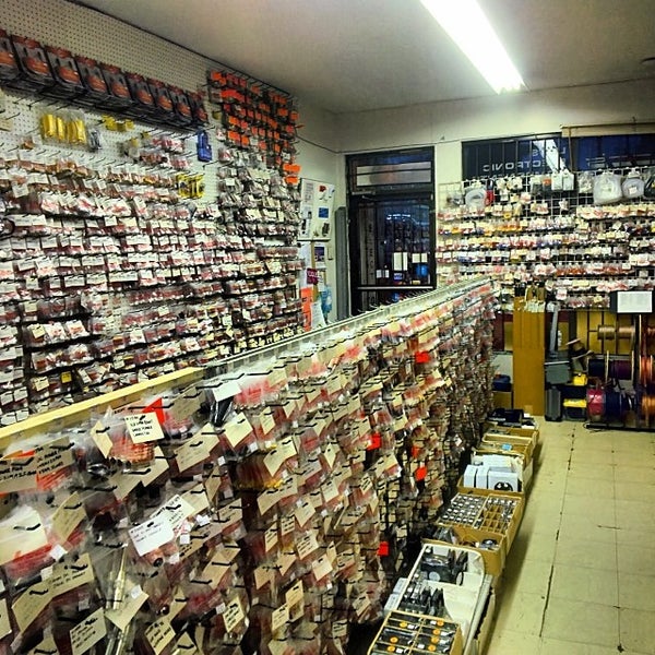 Lee's Electronic Components - Hardware Store in Riley Park