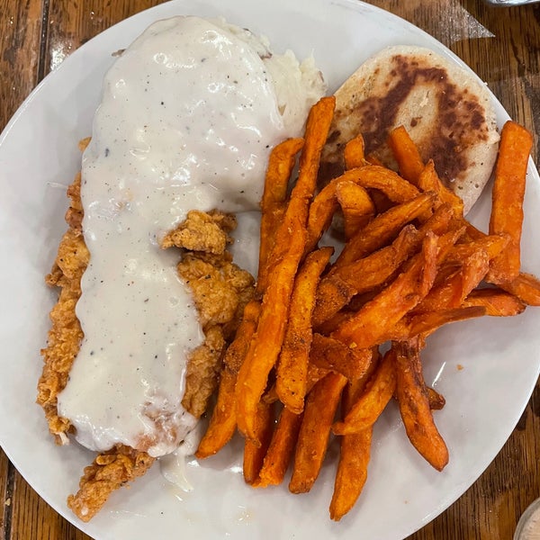 Photos at Puckett's Grocery & Restaurant Southern Food Restaurant in