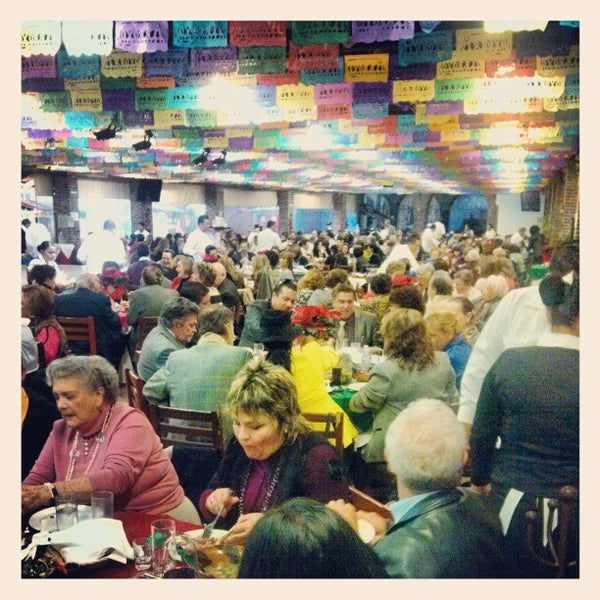 11/28/2012 tarihinde Alfonso F.ziyaretçi tarafından Restaurante Arroyo'de çekilen fotoğraf