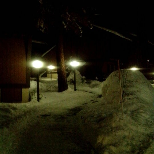 Снимок сделан в Club Tahoe пользователем Seva I. 12/25/2012