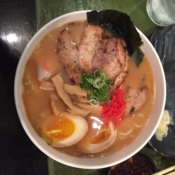 2/2/2016 tarihinde Octavio D.ziyaretçi tarafından Umami Restaurant and Sushi Bar'de çekilen fotoğraf