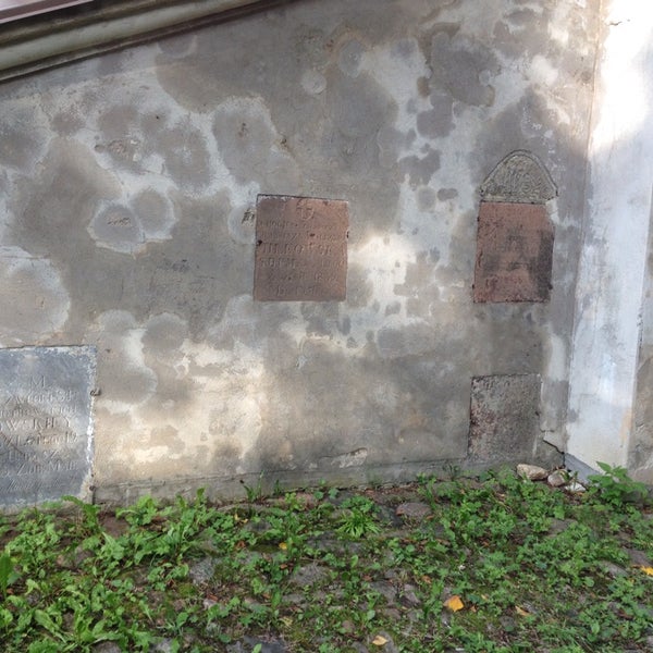 รูปภาพถ่ายที่ Bernardinų kapinės โดย Marius เมื่อ 8/26/2014