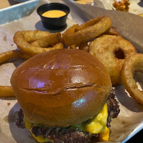 Buffalo Wild Wings Belmar Park 47 tips from 2404 visitors