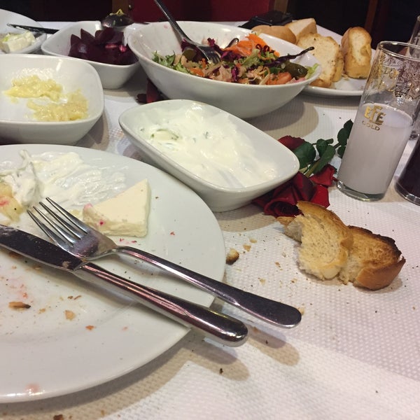 12/31/2017 tarihinde GÖNÜLziyaretçi tarafından Historical Kumkapı Restaurant'de çekilen fotoğraf