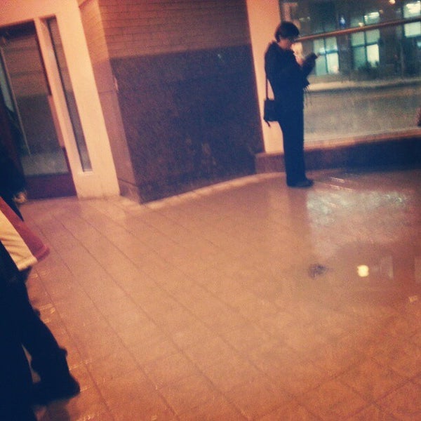 Winnipeg Transit Bus Stop 10707 Vaughan At Portage North Portage