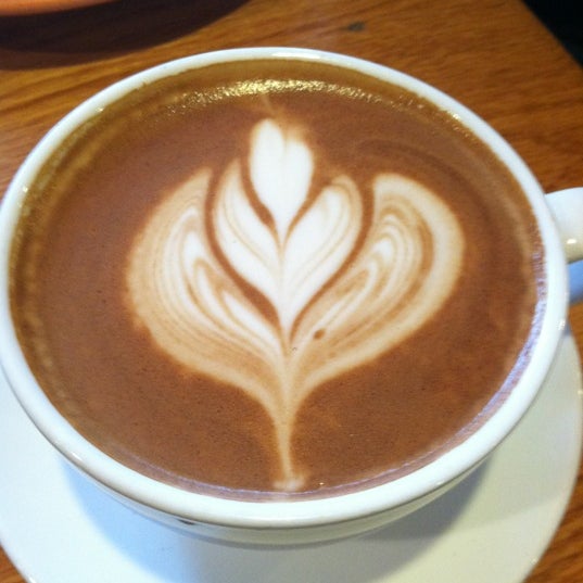 12/5/2012 tarihinde Rachel R.ziyaretçi tarafından Café Brioso'de çekilen fotoğraf