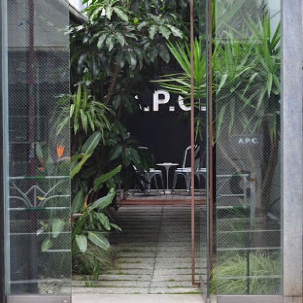A P C 代官山 渋谷区 東京都