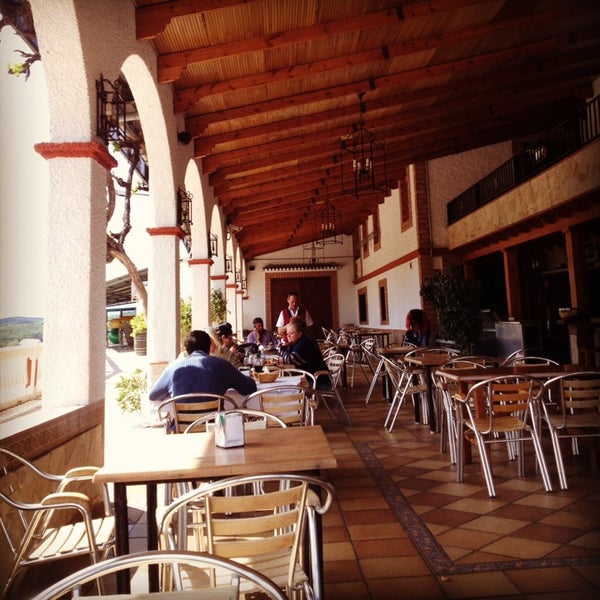 Das Foto wurde bei Restaurante Los Caballos von Martin H. am 4/1/2013 aufgenommen