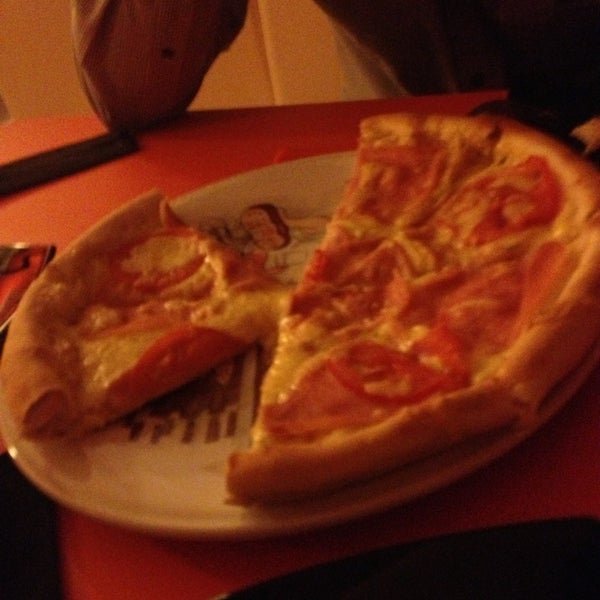 Пронто буденновск. Пицца с каперсами. Пицца софрино. Пронто дмитров блинчики. Аппетитная пицца.