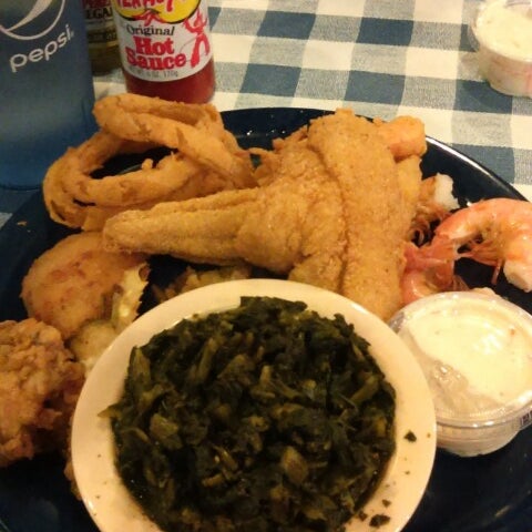 The Seafood & sides were delicious🍴🍴🍴