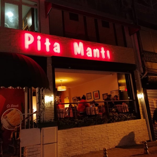 Foto diambil di Pita Mantı oleh Tolga T. pada 10/25/2019