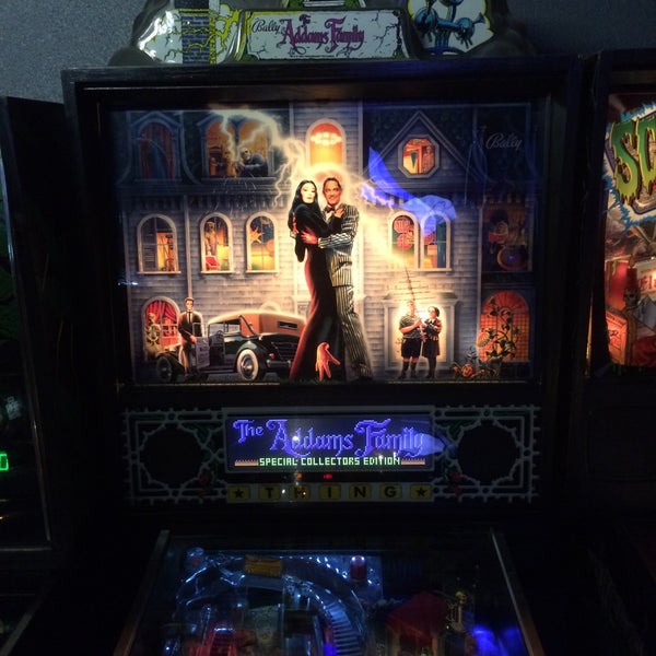 Das Foto wurde bei Ground Kontrol Classic Arcade von Darrin Q. am 2/21/2015 aufgenommen