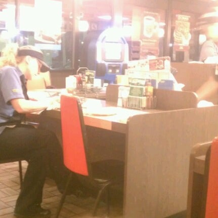 waffle house breakfast spot in statesville