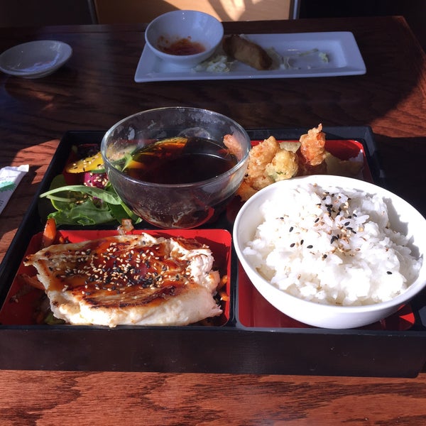 Foto scattata a Chi Sushi Sake da Sanjeya N. il 3/28/2015