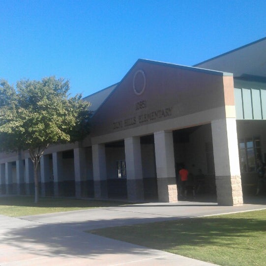 Zuni Hills Elementary School - Elementary School in Sun City