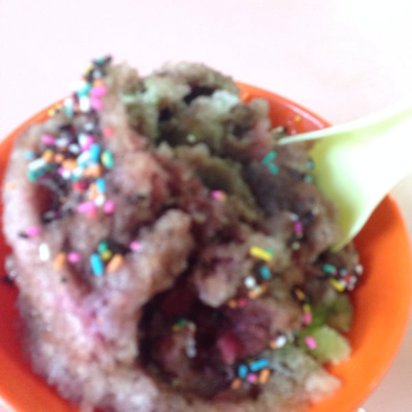 Rainbow Dessert Dessert Shop in Yishun
