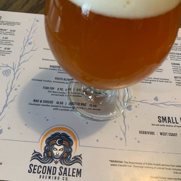 Foto scattata a Second Salem Brewing Company da Jeff D. il 12/31/2019