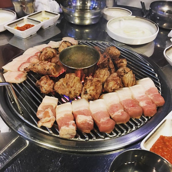 제주명돼지 - 바비큐 전문점 제주명돼지