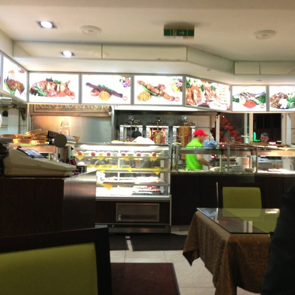 3/6/2013 tarihinde Muhammed Ali D.ziyaretçi tarafından Mevlana Restaurant'de çekilen fotoğraf