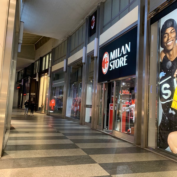 Milan Store San Siro