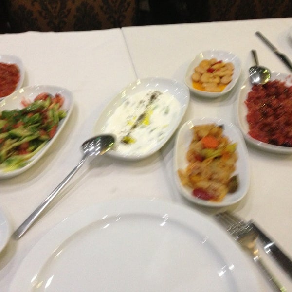 Photo taken at Adanalı Hasan Kolcuoğlu Restaurant by Ali E. on 10/4/2013
