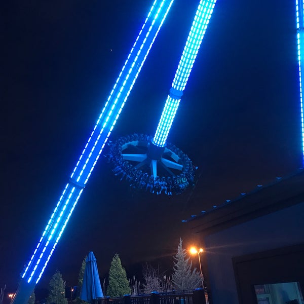 Photo taken at Six Flags Over Georgia by عبدالله on 12/7/2019