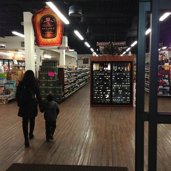 Lincoln Discount Liquors Liquor Store