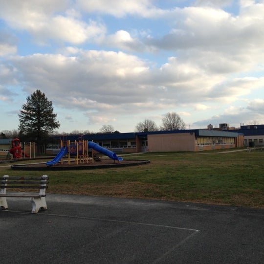 Solve E. D'Ippolito Elementary School 1578 N Valley Ave