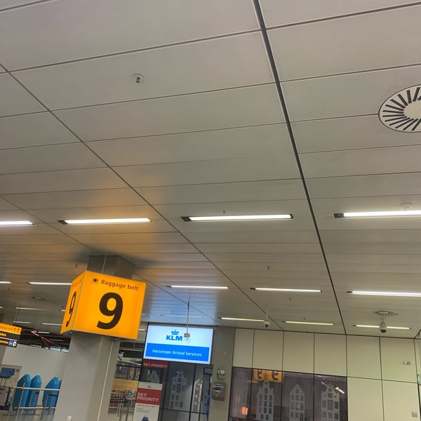 KLM SelfService Baggage Dropoff Schiphol, NoordHolland