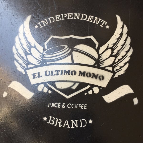 รูปภาพถ่ายที่ El Último Mono Juice &amp; Coffee โดย Sylvia เมื่อ 7/12/2017