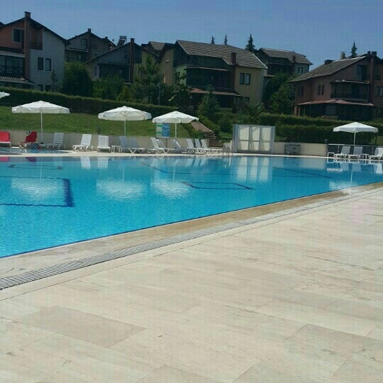 photos at mercankent konaklari havuz kenari