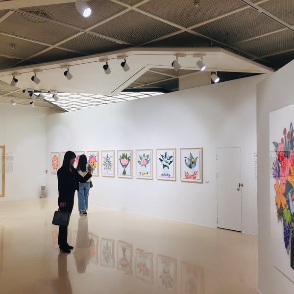 москве открылся самый большой арт холл страны