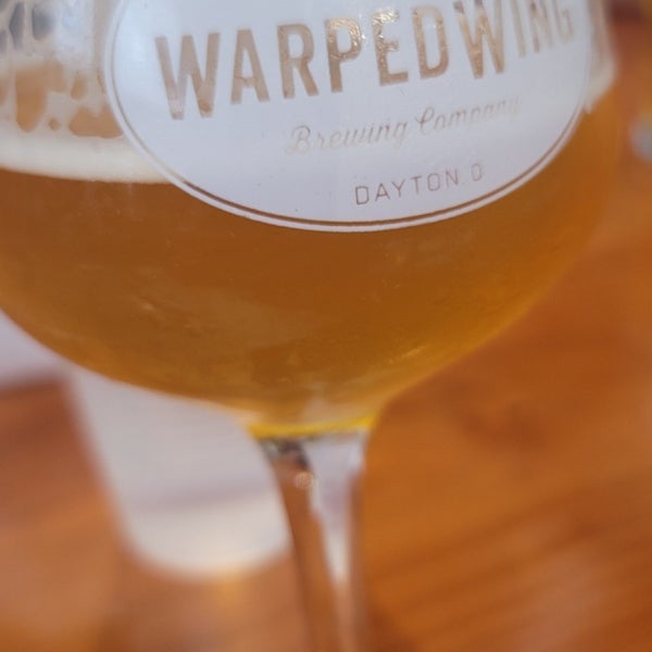 Foto diambil di Warped Wing Brewing Co. oleh Seth G. pada 8/7/2021