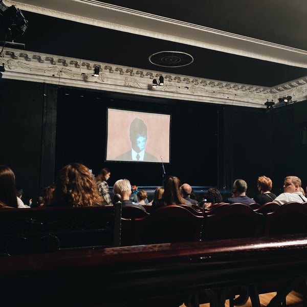 รูปภาพถ่ายที่ Драматический театр «На Литейном» โดย Ella B. เมื่อ 5/12/2021