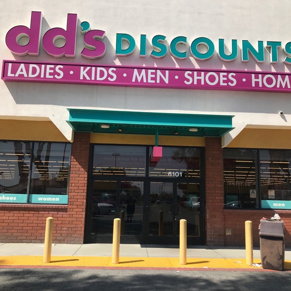 dd's Discounts Department Store in Pico Rivera