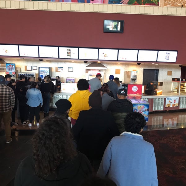 Fotos en Regal Edwards South Gate & IMAX Cine en South Gate