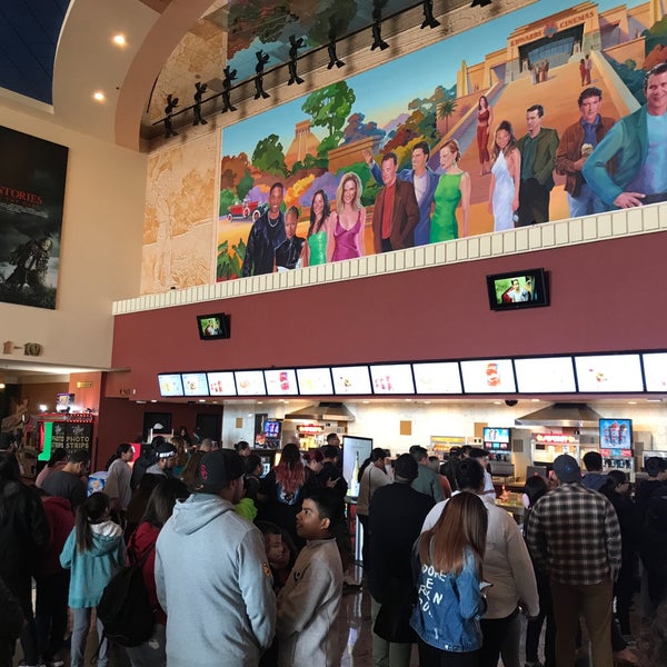 Fotos en Regal Edwards South Gate & IMAX Cine en South Gate