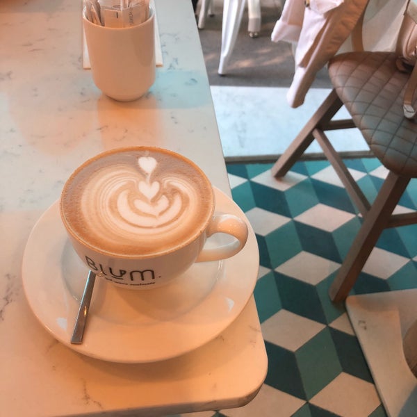 Foto diambil di Blum Coffee House oleh 🎖️ pada 7/12/2019