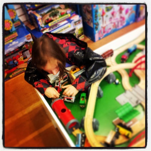 White Horse Toys Gilman 3 tips