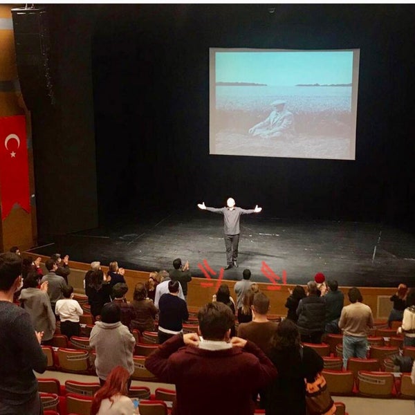 11/14/2020にEda A.がGazanfer Özcan Sahnesiで撮った写真