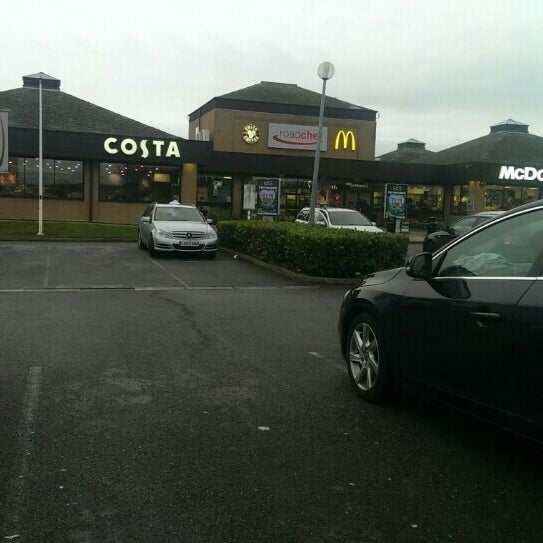 Sutton Scotney Southbound Services (Roadchef) - A34 By-Pass