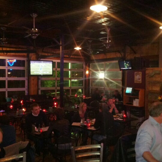 Foto tomada en Platte River Bar And Grille  por Duane C. el 11/16/2012