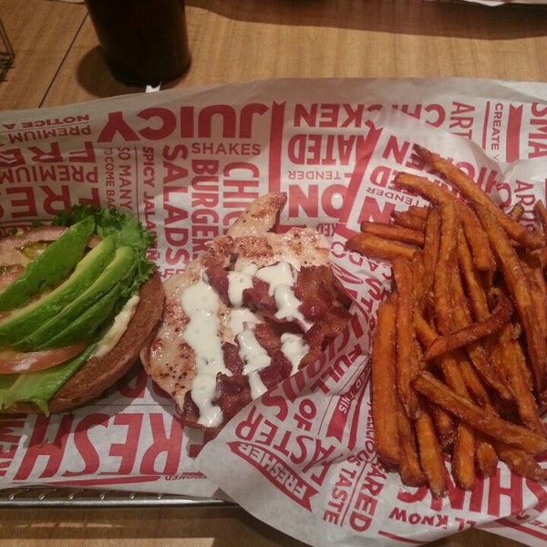 Photo taken at Smashburger by Meridith H. on 4/5/2014