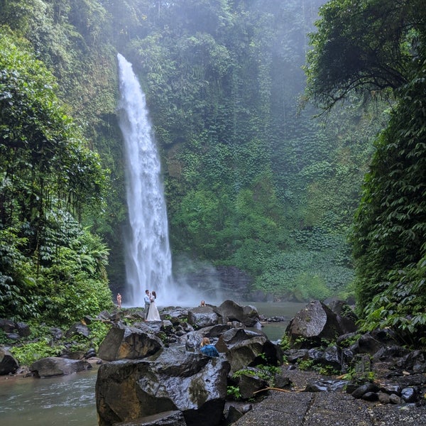Nungnung Waterfall высота