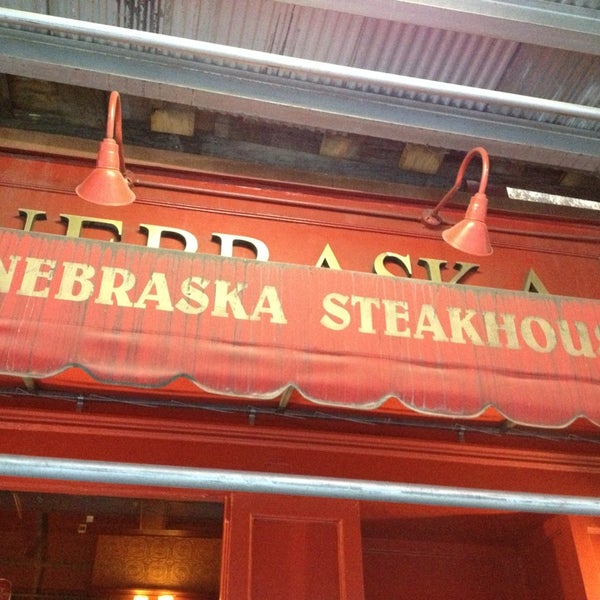 Снимок сделан в Nebraska Steakhouse пользователем JonathanT2 1/18/2013