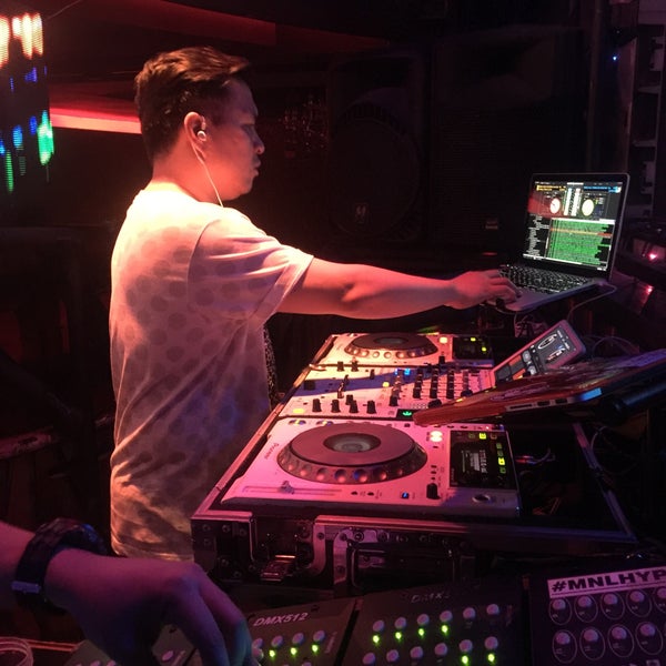 7/9/2016에 DJ KIMURAcei C.님이 Guilly&#39;s Night Club에서 찍은 사진