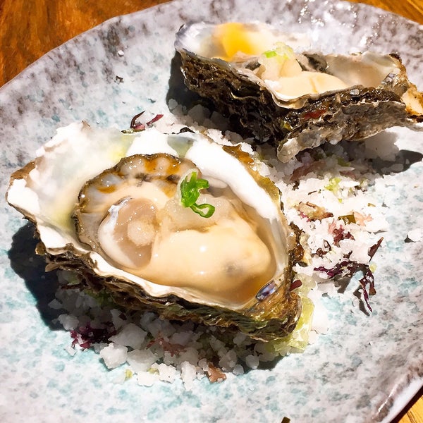 รูปภาพถ่ายที่ Nozomi Sushi Bar โดย Juan Francisco O. เมื่อ 4/21/2018