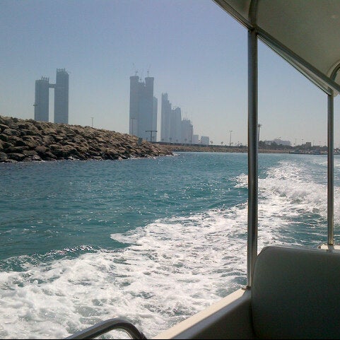 Photo taken at The Yacht Club نادي اليخوت by Salma S. on 3/14/2013
