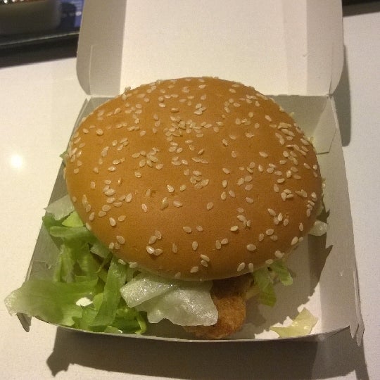 Das Foto wurde bei McDonald&#39;s von wendy m. am 3/1/2014 aufgenommen