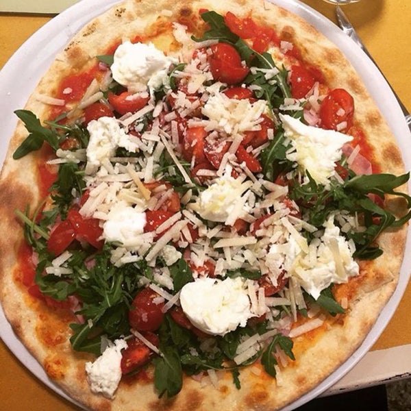 Il pizzaiolo меню. Il pizzaiolo боровицкая.
